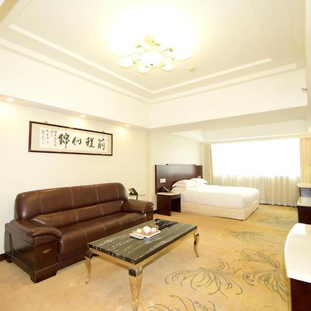 Overseas Chinese Friendship Hotel Kanton Zewnętrze zdjęcie